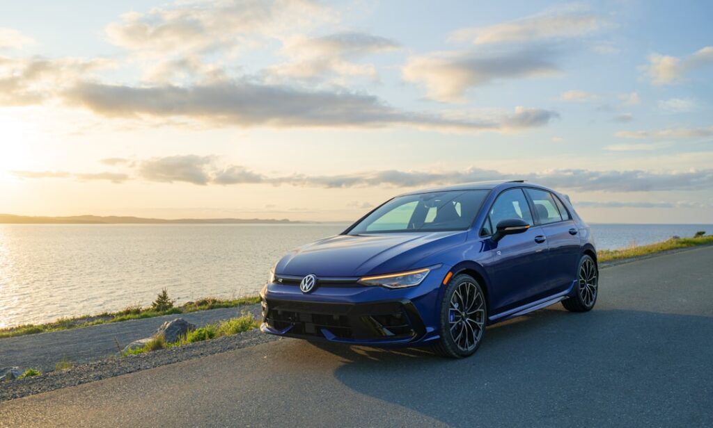 2024 Volkswagen Golf R 2.0T 4MOTION Photo 5