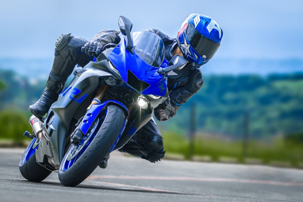 Blue 2023 Yamaha YZF-R1 Superbike 1000cc Photo 2