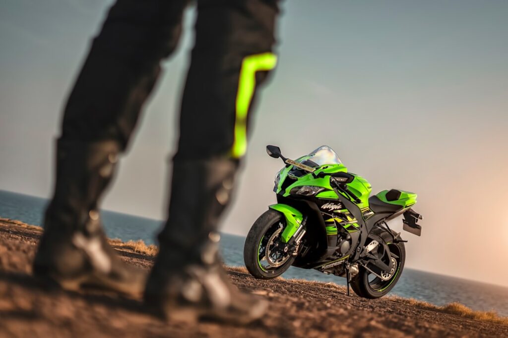Green 2024 Kawasaki Ninja ZX-10R KRT Edition Photo 2