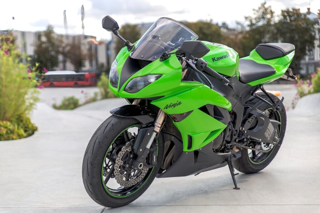 Green 2024 Kawasaki Ninja ZX-10R KRT Edition Photo 3