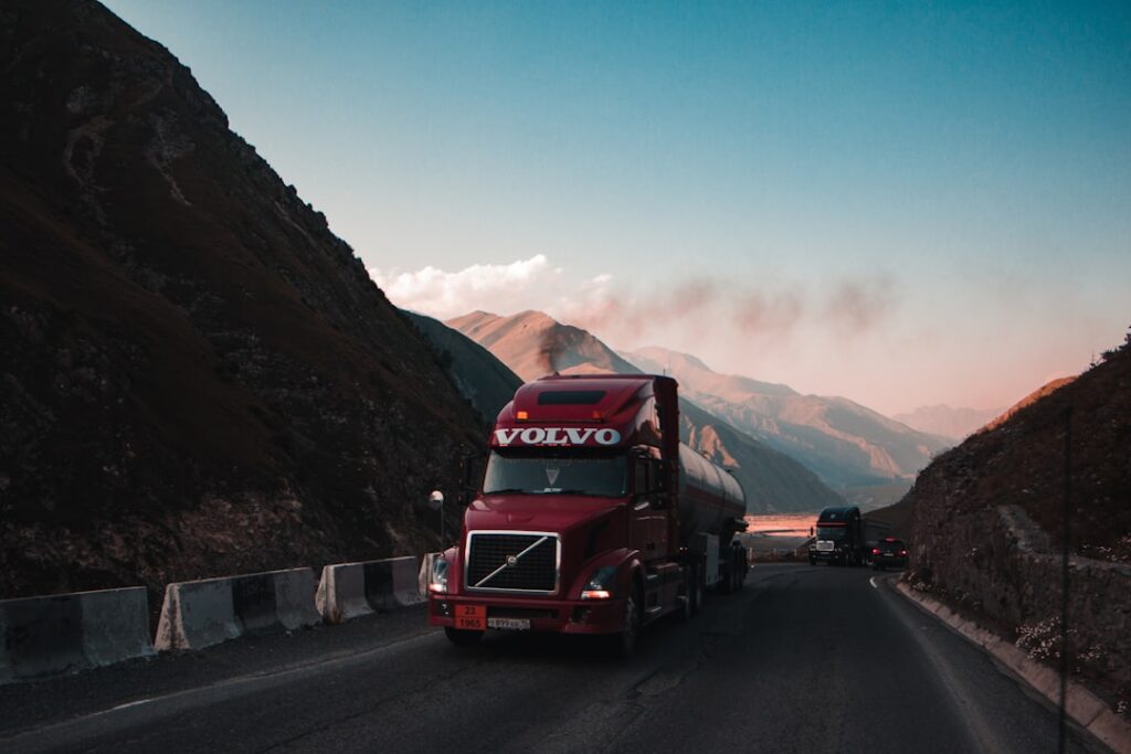 Black 2023 Volvo FH16 750 6x4 Heavy Duty Hauler Photo 4